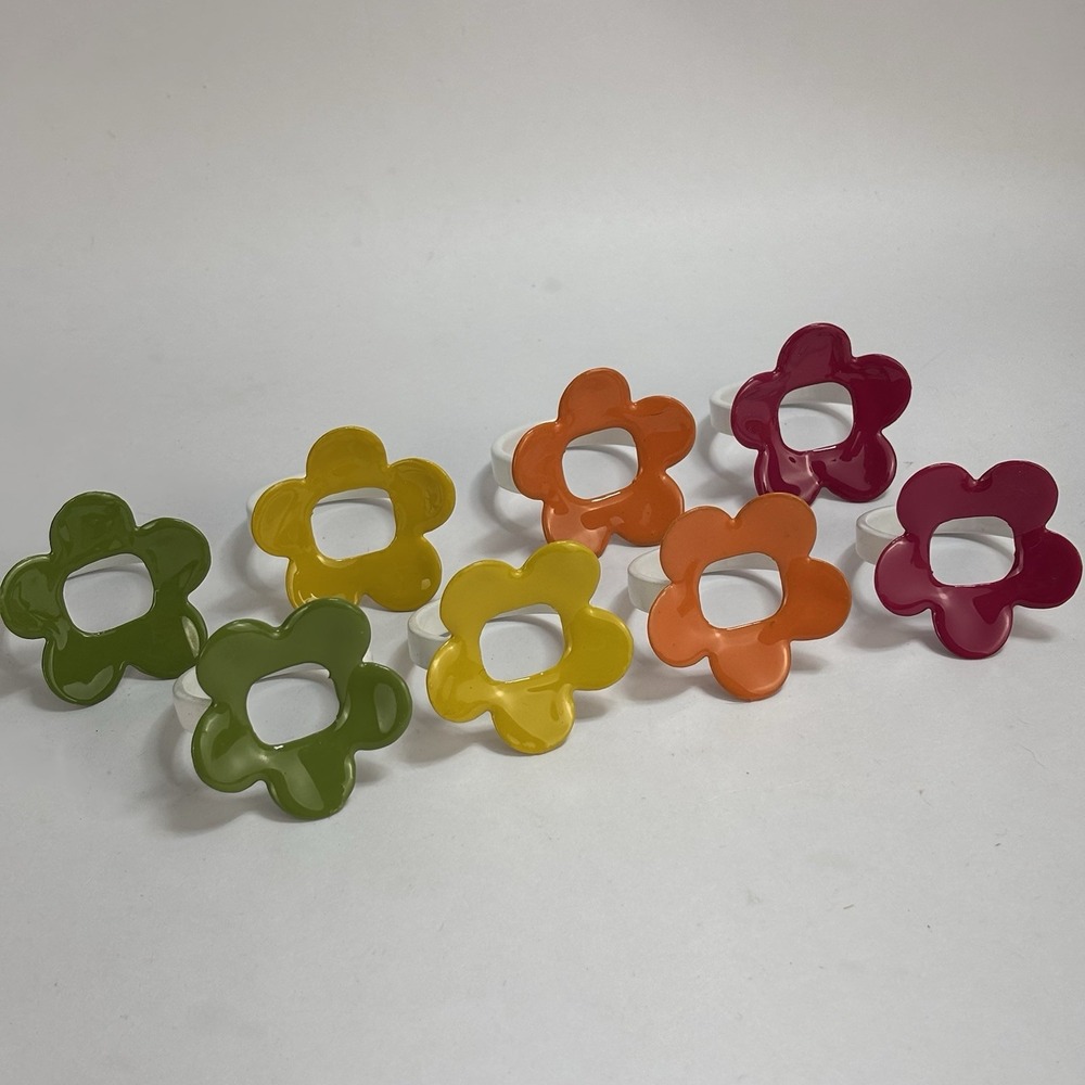 Retro 60s 70s Flower Napkin Rings (8) Colorful Metal Hippie